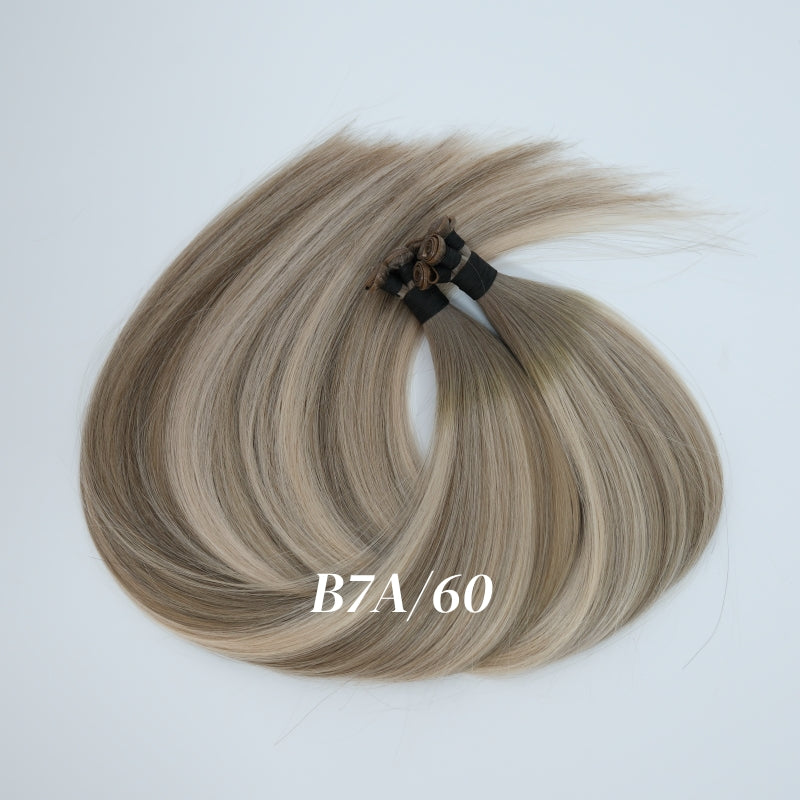 22 inch Hand Tied Wefts 100g Comes in 5 wefts