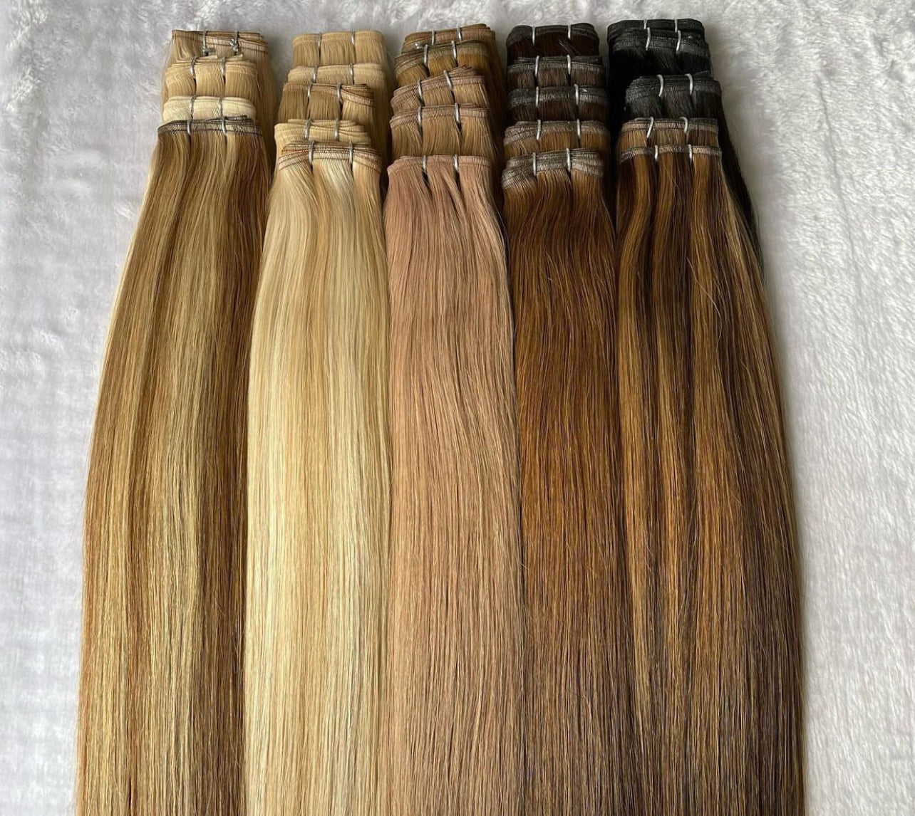 Flat Wefts Seamless Wefts 100g comes in 80cm width wefts Silk Russian Hair No Tangle No Shed